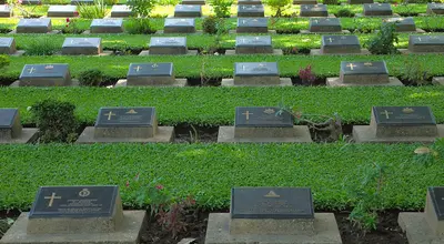 Cmentarz wojenny w Kanchanaburi