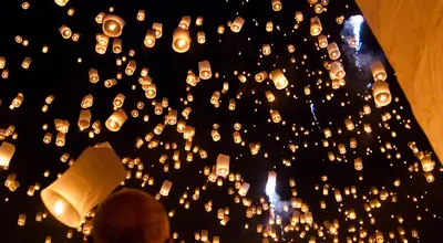 Loy Krathong pod lupą: znaczenie, zwyczaje i daty