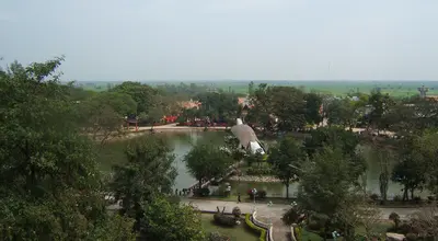 Słomiane Ptaki z Chainat