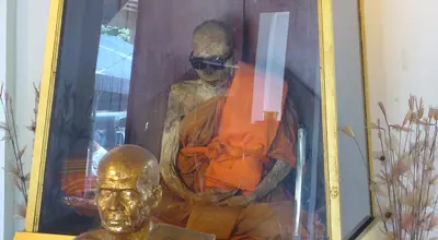 Wat Kunaram i mumia mnicha