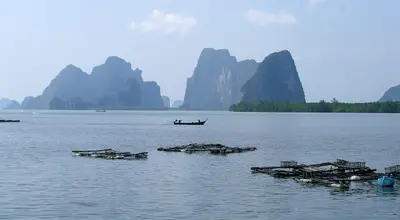 Zatoka Phang Nga: formacje skalne, plaże i natura